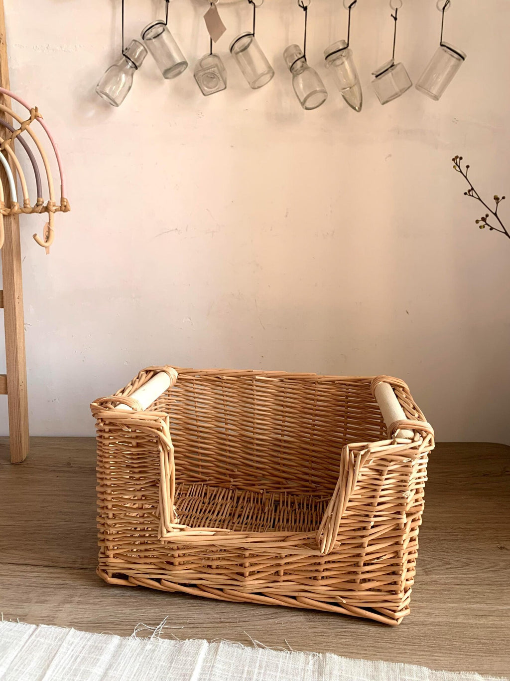 AureoPets™ Vintage Handwoven Wicker Cat Cradle – Luxury Boho Willow Pet Bed with Premium Cushion